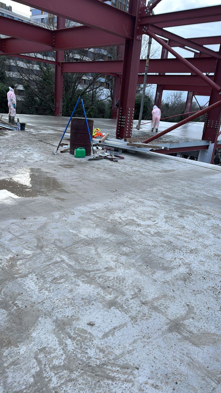 Structural concrete work with steel reinforcement